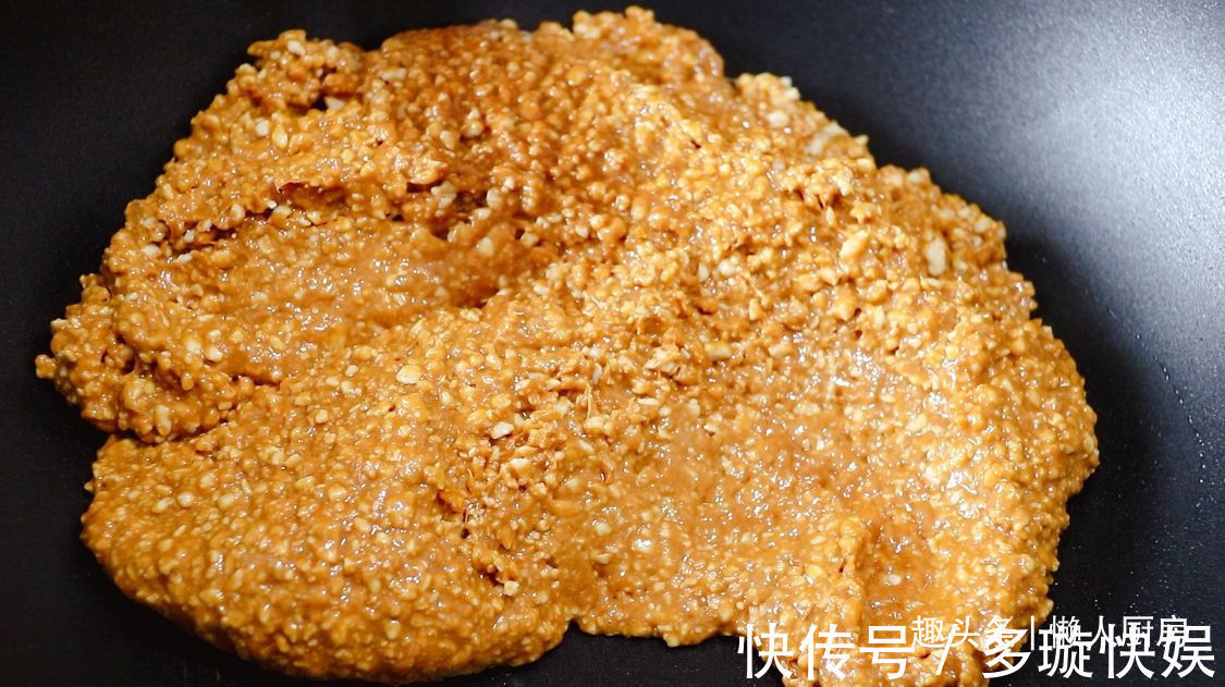 懒哥|花生米不加一滴水，撒点白糖熬一下，比油炸得更好吃，香甜酥脆