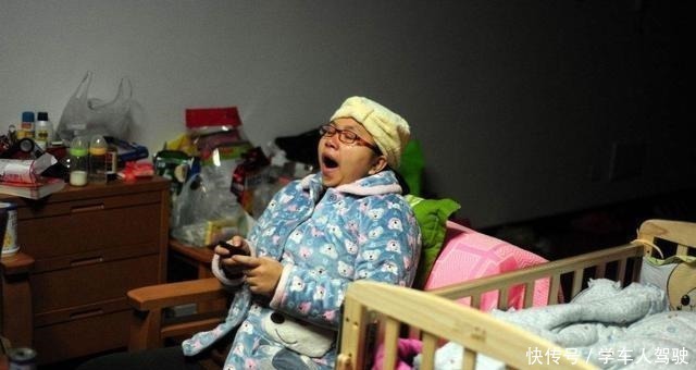 宝妈|“喂完孩子,盘子都空了”,90后宝妈深夜发朋友圈,让人心疼!