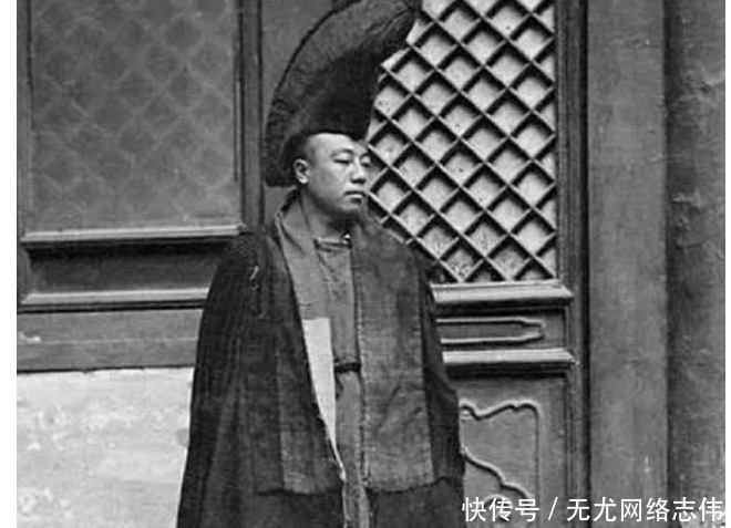 五官|民国老照片：女子五官精致远胜现代女星，图7为何要挑猪去河边？