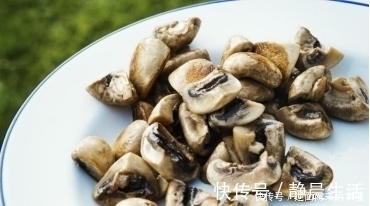 内科院士劝告:甘油三酯太高,这2种素菜要少吃,以防血脂升高