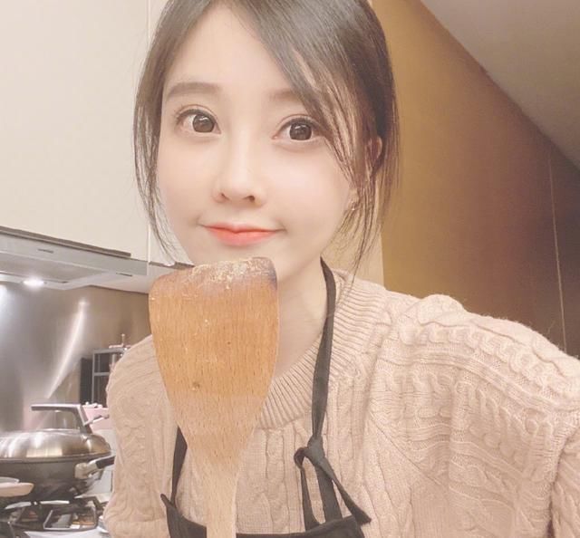  少女|人美歌甜冯提莫，现场live《佛系少女》，观众：还是那个味道