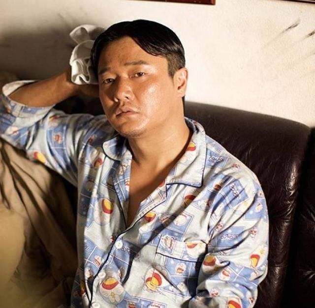 2021-06-27黄渤筷子兄弟肖央 因此国内也出现了一大批喜剧明星被我们