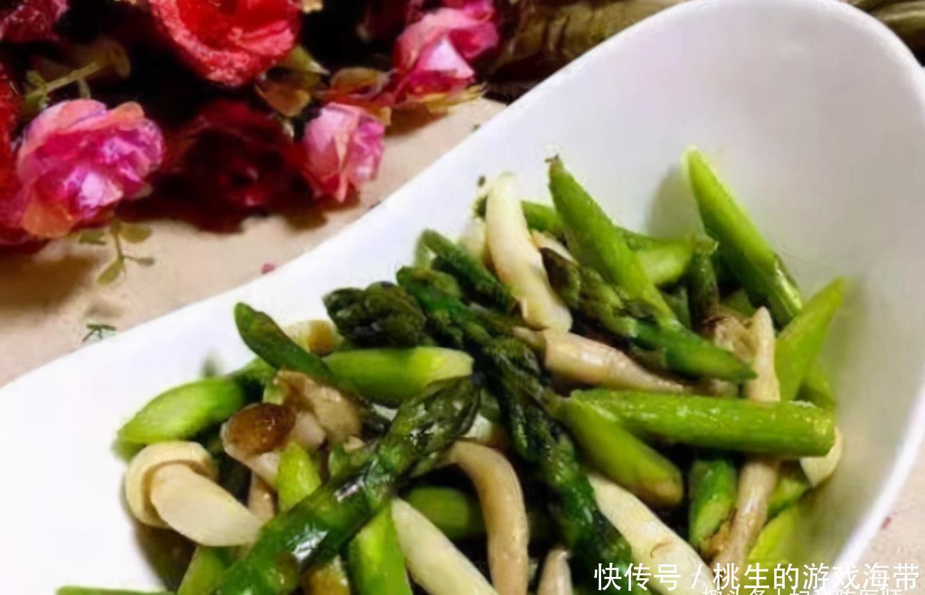 肌肤|女性不想老太快,多吃三种食物,祛皱养颜,延缓衰老,滋养肌肤