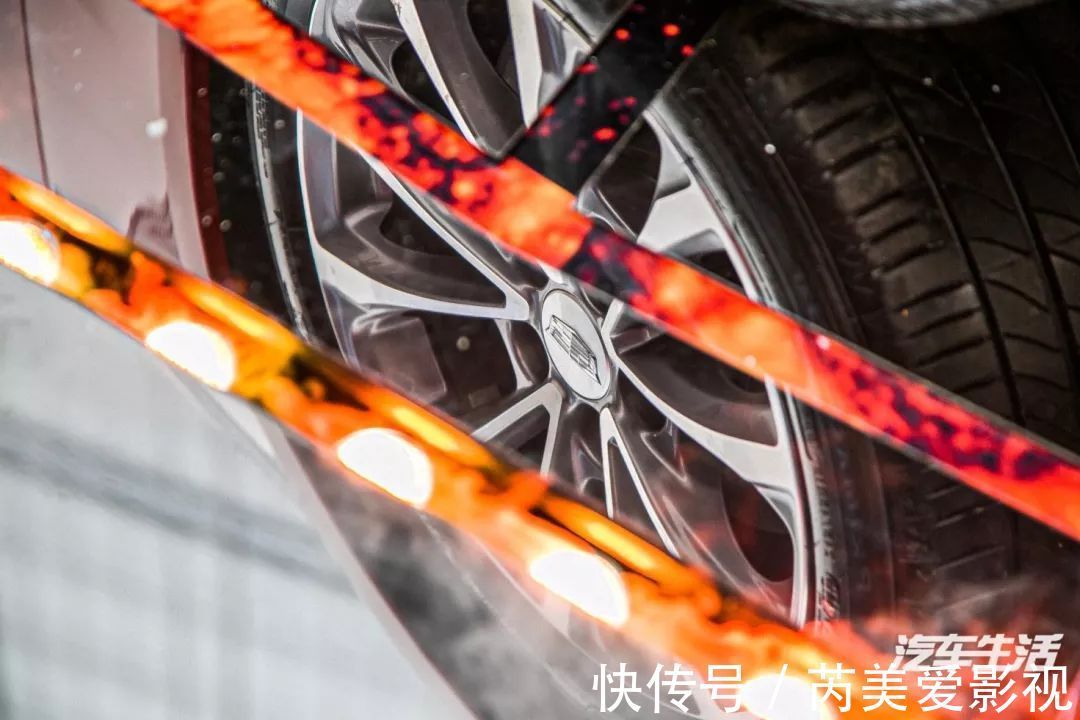 凯迪拉克#感受CT5的多样魅力,本周末春熙路上演现实版“冰与火之歌”