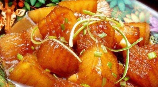 香菜|女人40岁以后要多吃以下菜，能美白皮肤，排毒减脂，利尿消肿