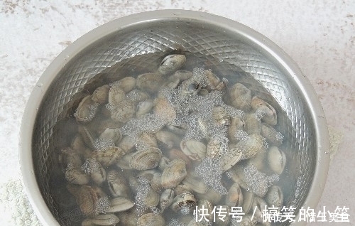 4g|炒花甲别再焯水了，只需1步，肉质鲜嫩无泥沙，香辣开胃超好吃