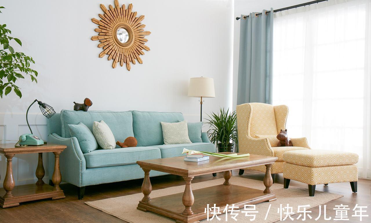 沙发|家庭装修，沙发选择真皮还是布艺？这四点对比，解开你的疑虑