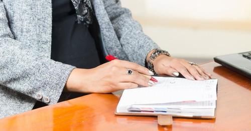 怀孕|怀孕之后,孕妈是否需要继续上班?可以参考“三上五不上”原则