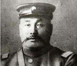 结拜|此人救过张作霖一命,后两人结拜为兄弟,一直活到解放后