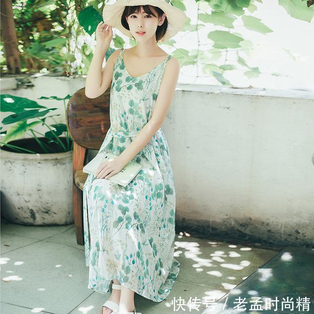 走光 清新范连衣裙,是现代女性追求时尚的必备单品