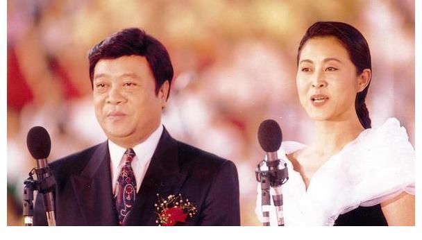 1991年春晚,倪萍用4张白纸撒了一个谎,“欺骗”观众29年