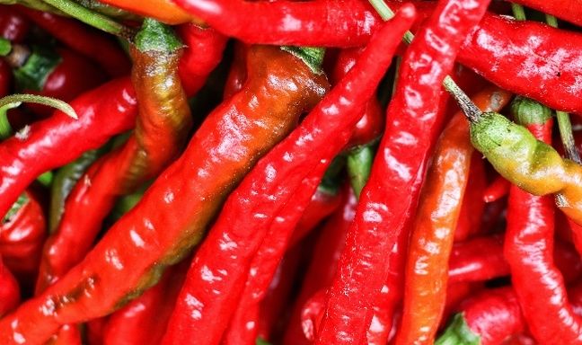 辣椒酱|家庭版辣椒酱，配方和做法告诉你，香辣过瘾，储存一年都不坏