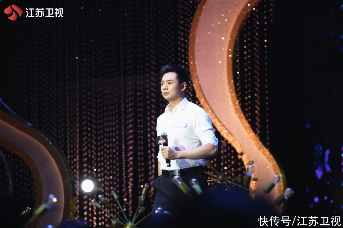 面包|爱情和面包，你会怎么选？今晚《新相亲大会》也许能给你答案