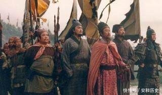 宋江打方腊,为何死伤惨重因为和此人一比,宋江他们只是土匪!