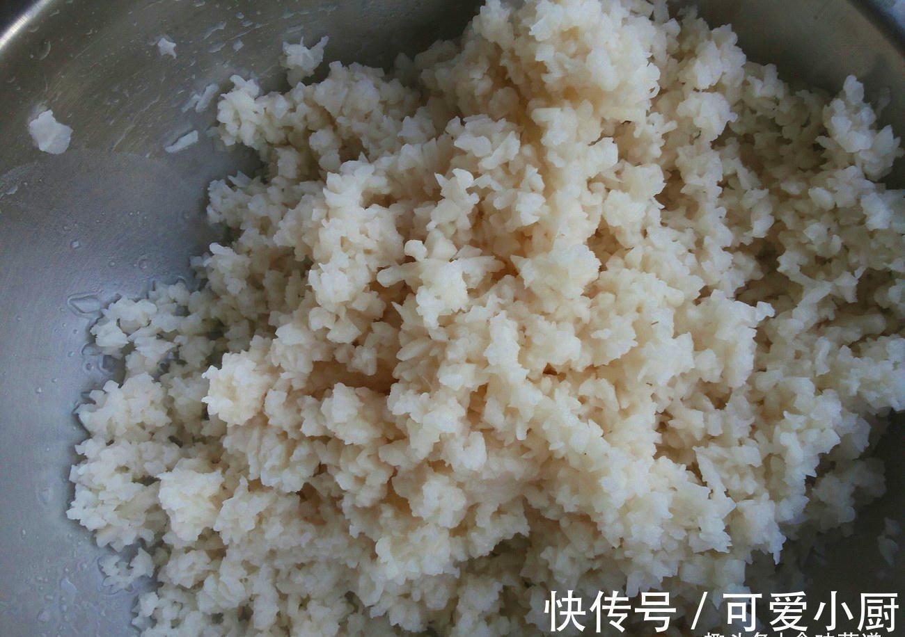 皮薄馅大|秋季吃饺子,还是此菜合适,皮薄馅大,鲜嫩多汁,老人孩子都爱吃