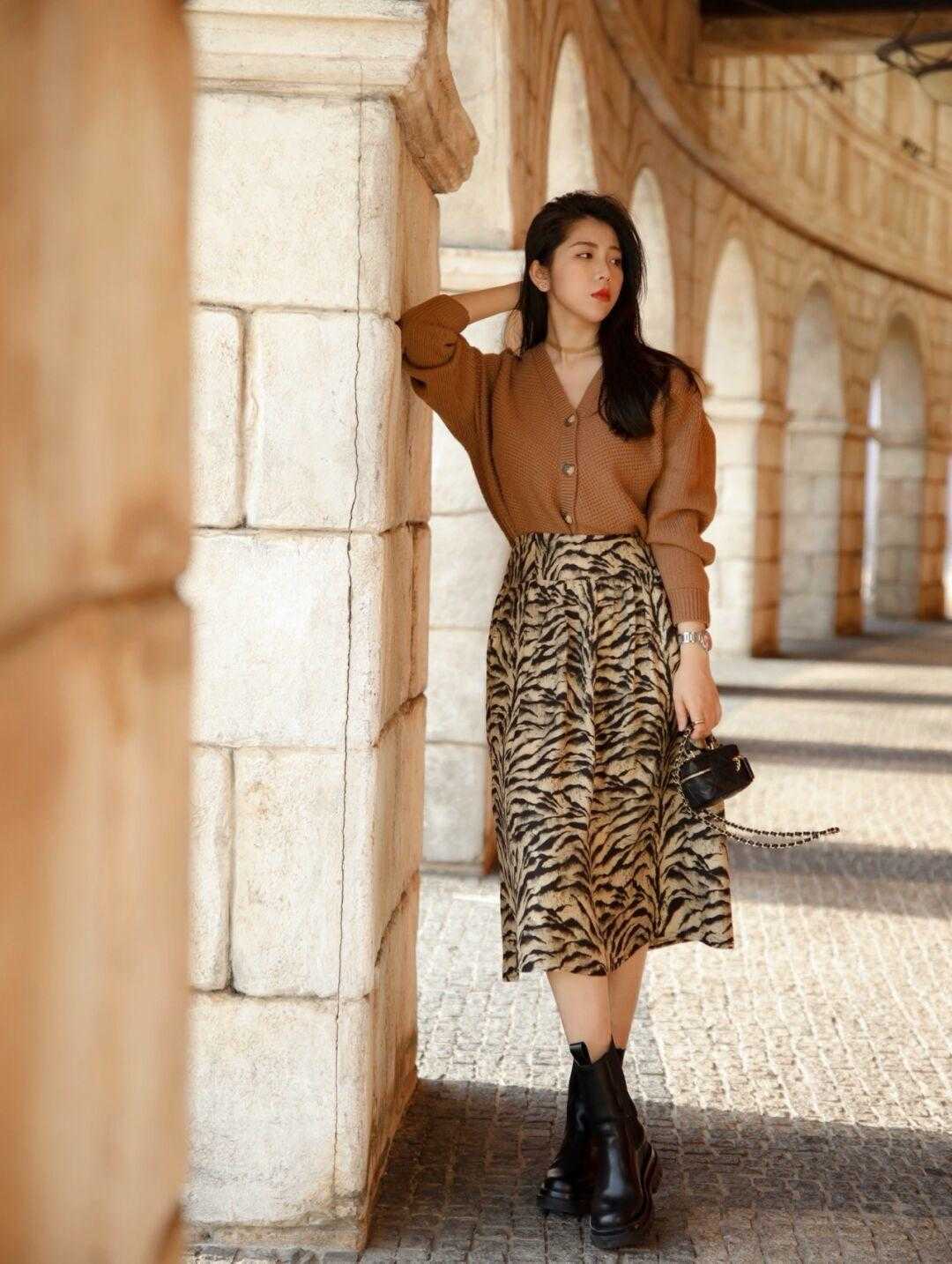 针织衫|时髦精必穿的“针织衫”,推荐你这样搭配,新年不用愁没得穿了!