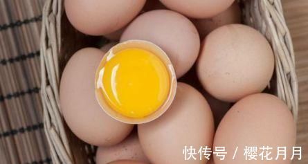 便秘|3种廉价的食物,女人不可错过,预防便秘,消肿止痛,改善睡眠