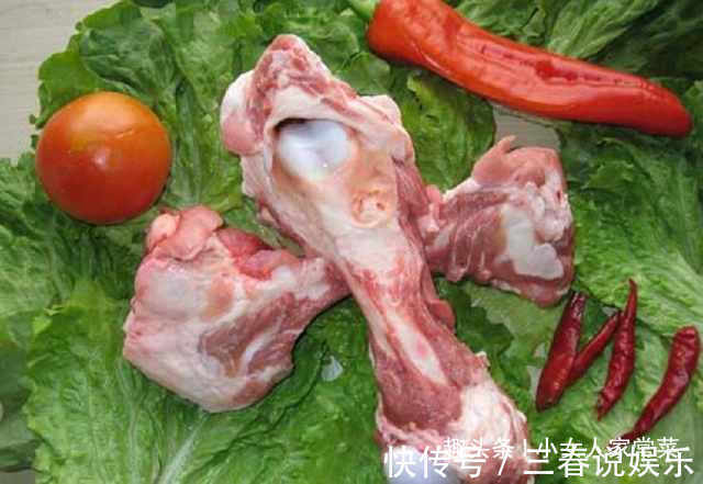 炖骨头汤不要再直接加水了，多加这步，汤白味浓，包你喝了还想喝