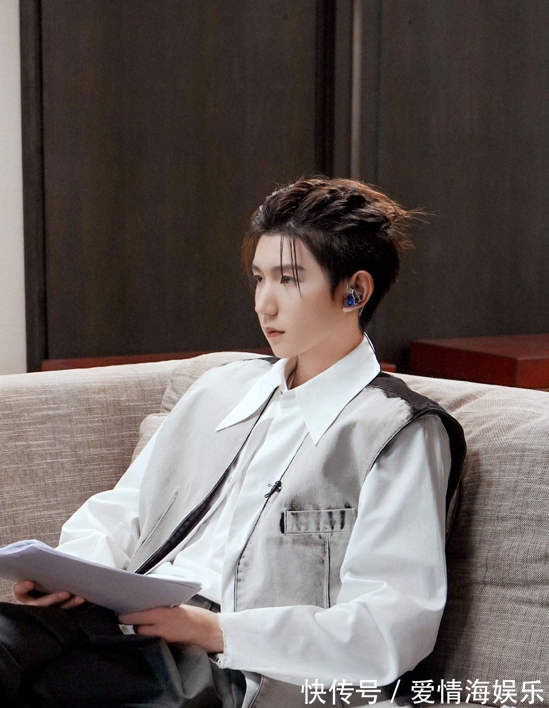 王源|王源《明日创作计划》上线 音乐交流引共振