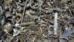 花盆里加这些东西,再也不怕花卉烂根黄叶了