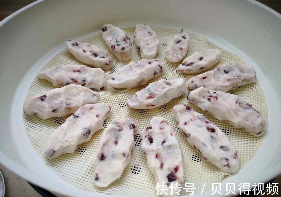 冬天,吃得最多的就是它了!一团一蒸,软糯香甜,孩子们吃不够!