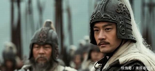  苏轼|苏轼词中“羽扇纶巾”的形象，本指周瑜，为何后来说成孔明了呢？