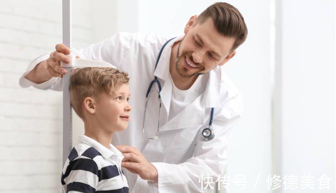 父母|超50万孩子“早熟”!毁掉孩子的正是父母的“不自知”,家长警惕