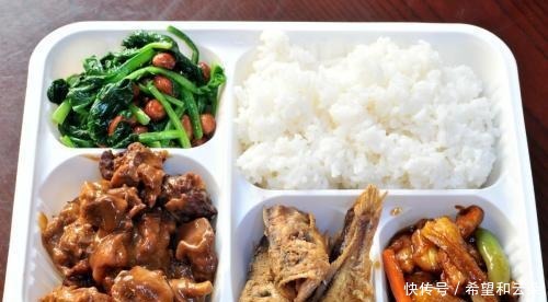 天气越来越冷,热乎乎的美食,最适合冬天吃