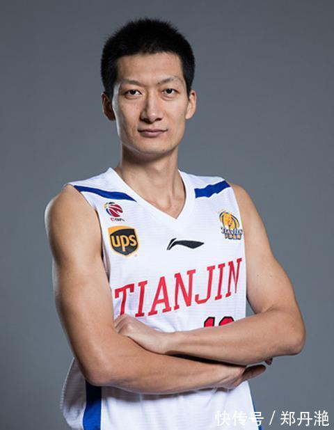 防守|CBA三大“垫脚恶汉”,第一位曾经用黑脚连废5人,丧失底线