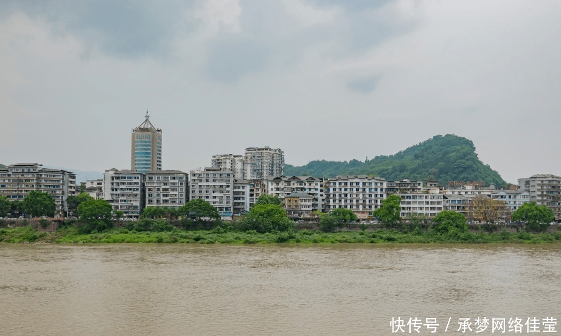 城市|中国一座“最爱哭泣”的城市，夏天只有23度，适合假日避暑游