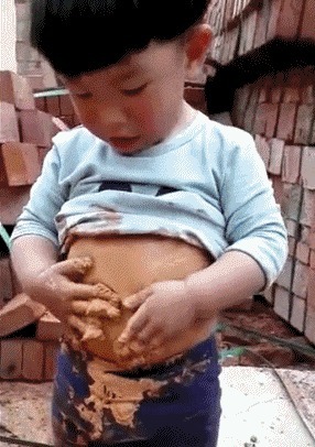 |搞笑GIF: 这样的新娘要不得 客人刚新娘就原形毕露了