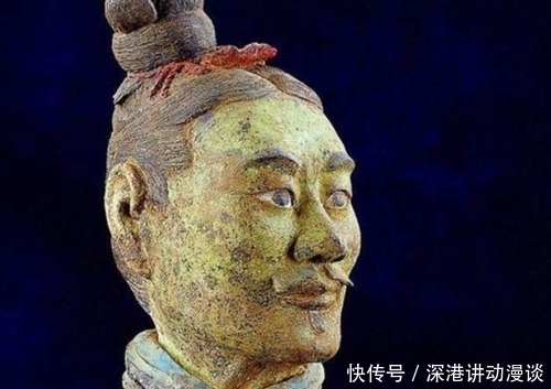 兵马俑出土一张脸,仅5分钟便消失,幸好手快,留下一张照片