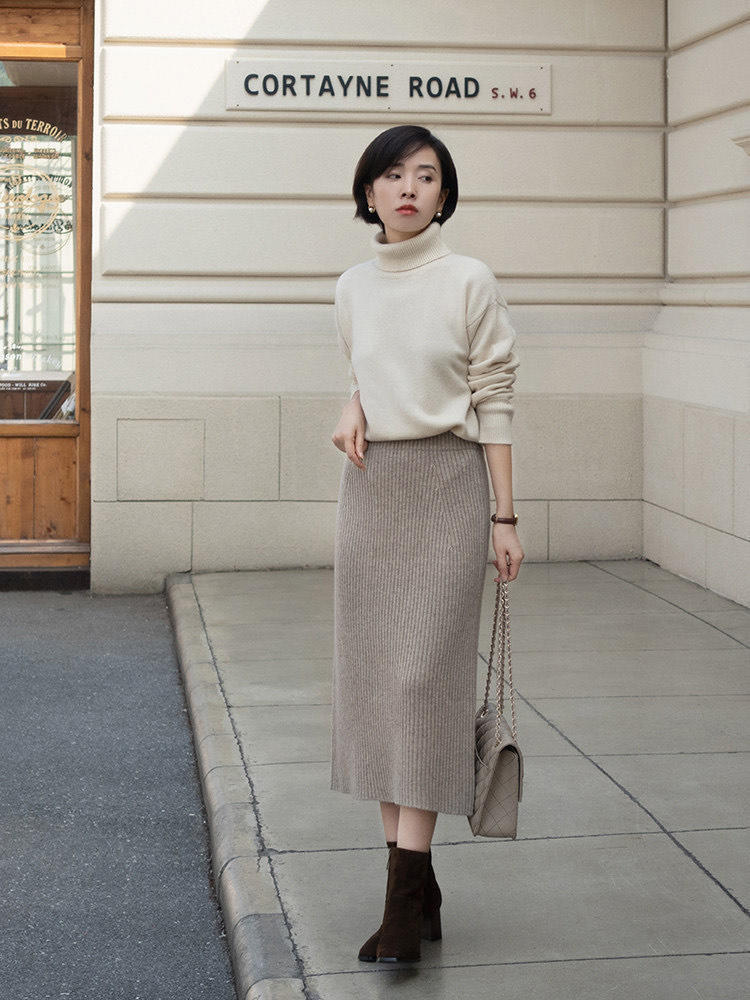 保暖|入冬之后大衣这样穿更有氛围感,搭配针织半身裙更加时尚!