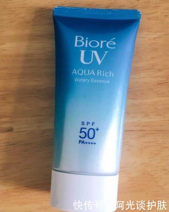 盘点|盘点当下热门的网红护肤品,这五款竟然“零差评”,你用过没有?