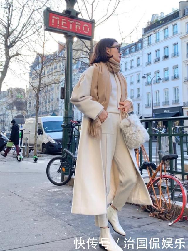 初冬穿大衣别“用力过猛”，你需要简约、高级与优雅，美出新高度