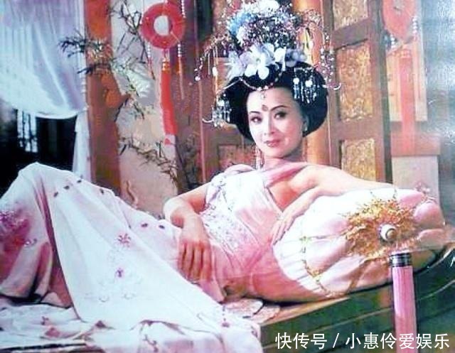 玄宗|杨玉环千年后容貌复原图,不瘦却很好看,不用来做屏保实在是可惜