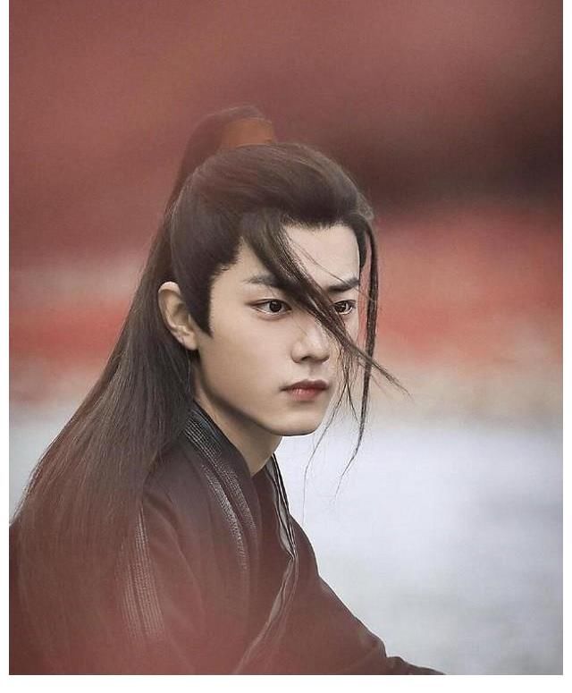 演员|肖战在镜头面前吐露心声:为爱而战 厚积薄发,期待未知的旅程