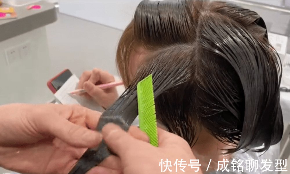 营养|理发店做营养焗油的标准步骤,难怪比自己做的效果好,建议收藏