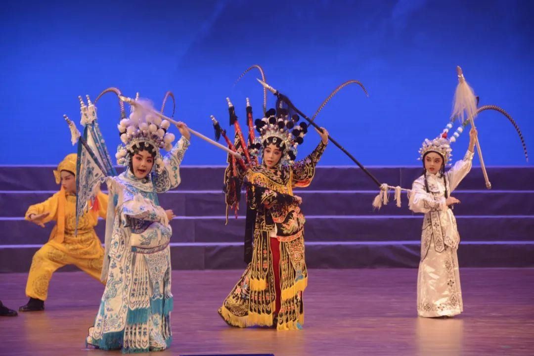  “中国少儿戏曲小梅花荟萃”活动，佛山两节目获奖！|未成年人 | 中国