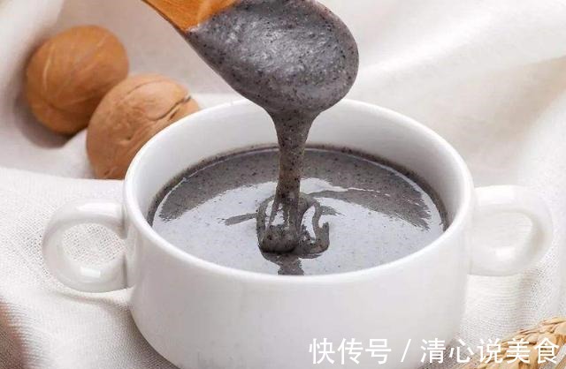自制芝麻糊的技巧秘诀，家人吃得营养和放心，早餐不用去外面买！