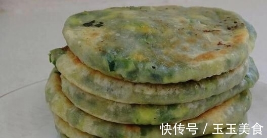 皮薄馅大|韭菜饼如此做,不放凉水,不放温水,皮薄馅大,出锅吃4个,真香