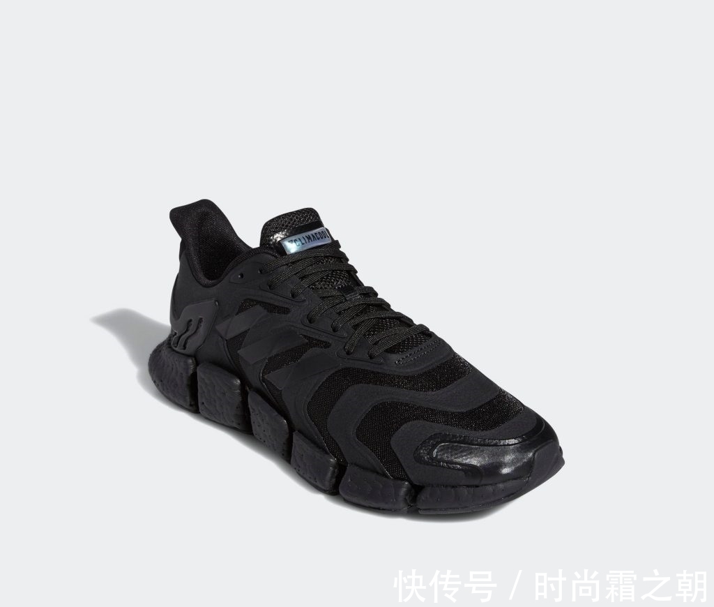 鞋面 阿迪达斯鞋子放了冰块?Adidas新款冰冻科技上线