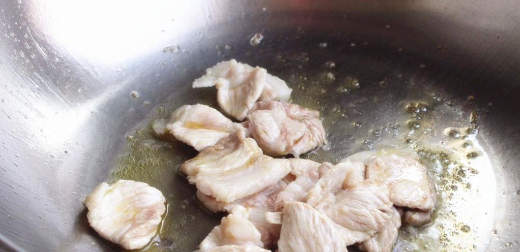 炒土豆丝|炒土豆片,牢记别直接下锅炒,多做一步,土豆片入味还解馋,好吃