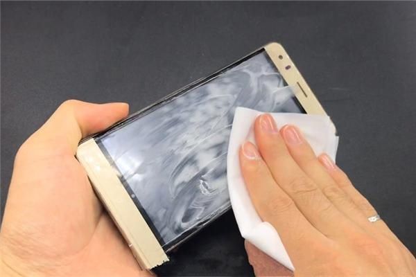 好多人|睡觉前在脚底抹点牙膏太厉害了,好多人不懂有啥用,看完抓紧试试