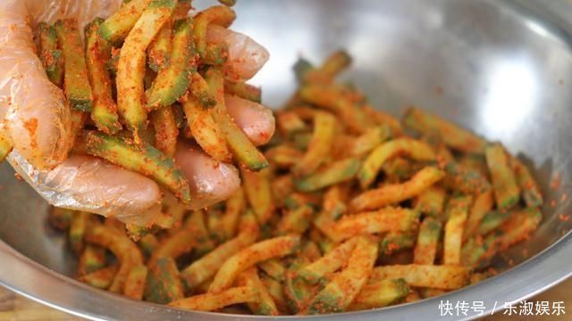 萝卜干的秘制做法,只需这2步,做出来香辣又脆嫩,开胃又解馋