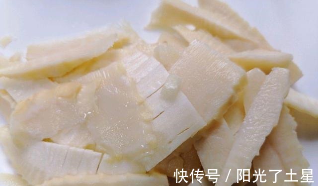雪菜|和我一起做雪菜炒冬笋，简直惊艳了你的味蕾，让你吃到流口水！