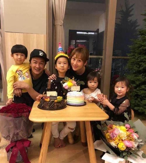 天龙八部|蒋丽莎五年剖腹产四胎,且从不坐月子,如今比大16岁丈夫还老