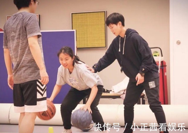 体育课|体育课上女生自认为“很丑”的行为,落在男生眼里,却成了心动