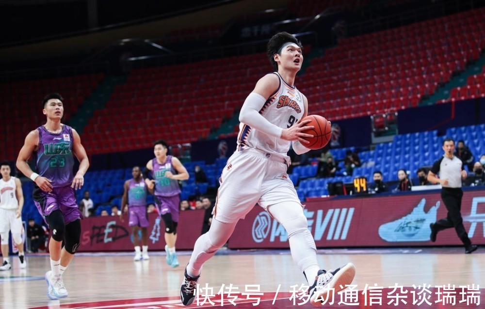 上海队|山东惨败第10!CBA排名更新:江苏10连败 李春江打造新贵