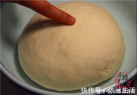 米醋|发面只加酵母和白糖就错了,多加这1样,10分钟发满盆,太实用了